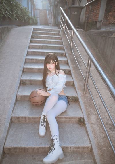 善良的女秘书的目的在线播放_BD韩语电影全集观看