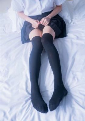 美丽的小蜜桃4_国产剧在线视频播放