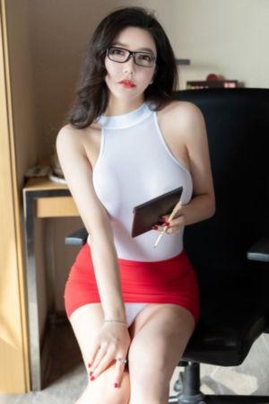 富二代玩直男鸭子_720HD在线观看