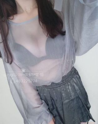 秋霞理论免费电影_高清国产国语三级